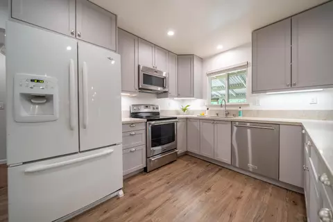 Kitchen - 3914 Alma Ave, Redding, CA 96002 photo 1 of 4