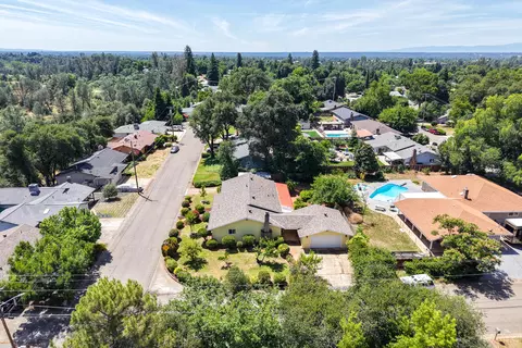 View/Area - 3914 Alma Ave, Redding, CA 96002 photo 2 of 5