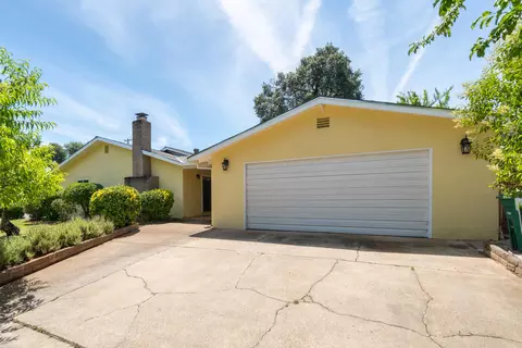 Exterior - 3914 Alma Ave, Redding, CA 96002 photo 8 of 23