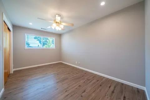 Bedroom - 3914 Alma Ave, Redding, CA 96002 photo 5 of 6