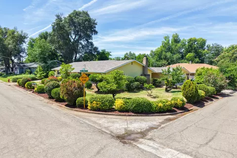 Exterior - 3914 Alma Ave, Redding, CA 96002 photo 23 of 23