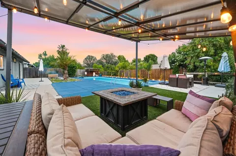 1803 Stetson Way, Redding, CA 96003