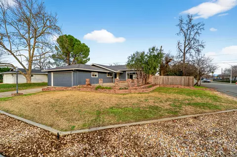 6551 El Camino Dr, Redding, CA 96001 photo 2