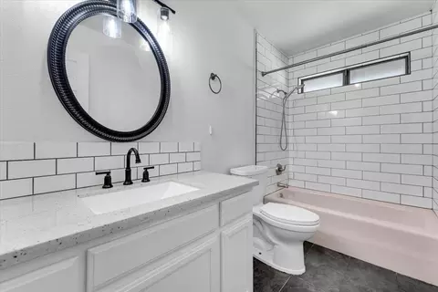Bath - 3416 Cessna Dr, Redding, CA 96001 photo 2 of 2