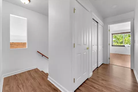 Entry Way - 3416 Cessna Dr, Redding, CA 96001 photo 5 of 5