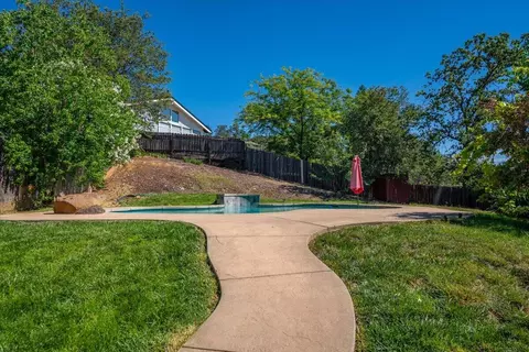 Exterior - 3416 Cessna Dr, Redding, CA 96001 photo 12 of 20