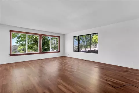 Living - 3416 Cessna Dr, Redding, CA 96001 photo 3 of 5