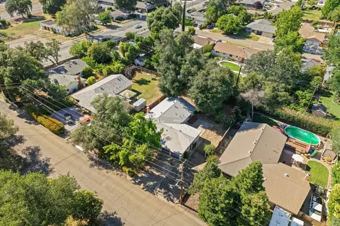 View/Area - 1064 Ledell Dr, Redding, CA 96002 photo 2 of 2