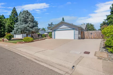 Exterior - 3417 Timbercreek Dr, Redding, CA 96002 photo 15 of 16