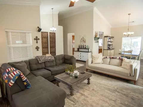 Living - 6040 Constitution Way, Redding, CA 96003 photo 2 of 4