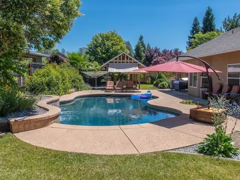 Exterior - 6040 Constitution Way, Redding, CA 96003 photo 12 of 16