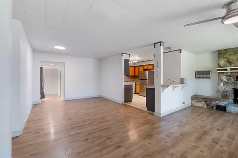 Living - 18526 Martin Way, Redding, CA 96003 photo 9 of 9
