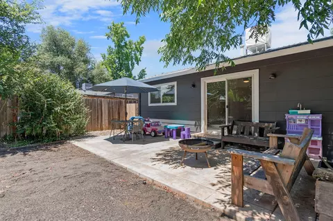 Exterior - 2109 Galaxy Way, Redding, CA 96002 photo 3 of 20