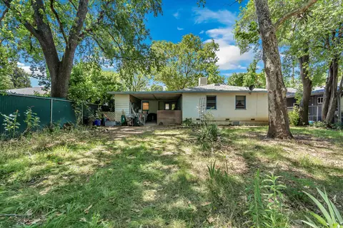 Exterior - 790 Gold St, Redding, CA 96001 photo 4 of 5