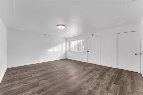 Living - 1156 Echo Rd, Redding, CA 96002 photo 1 of 2
