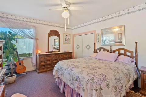 Bedroom - 541 Hartnell Ave, Redding, CA 96002 photo 1 of 4