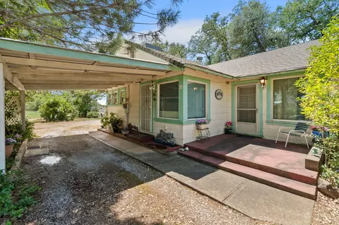 541 Hartnell Ave, Redding, CA 96002