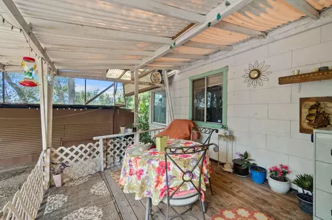 Exterior - 541 Hartnell Ave, Redding, CA 96002 photo 2 of 15