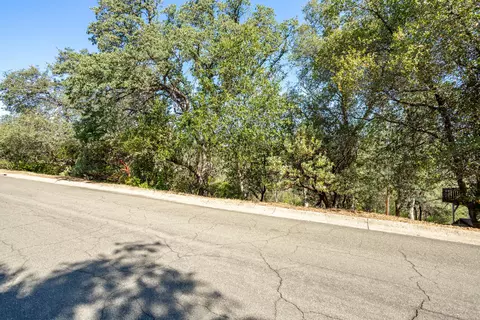 866 Pioneer Dr, Redding, CA 96001 photo 15