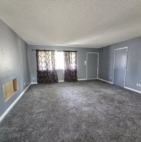 Living - 2803 Larkspur Ln, Redding, CA 96002 photo 2 of 3