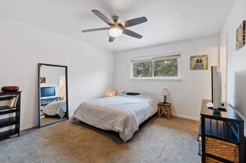 Bedroom - 1289 Hemlock Ave, Anderson, CA 96007 photo 1 of 5