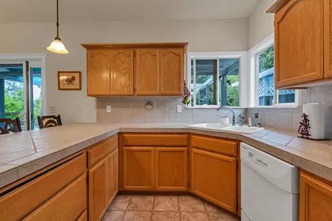 Kitchen - 3355 Landmark Ct, Redding, CA 96003 photo 3 of 3