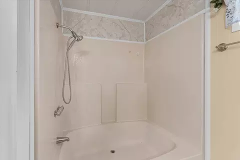 4578 Chippewa Ln, Redding, CA 96003 photo 10