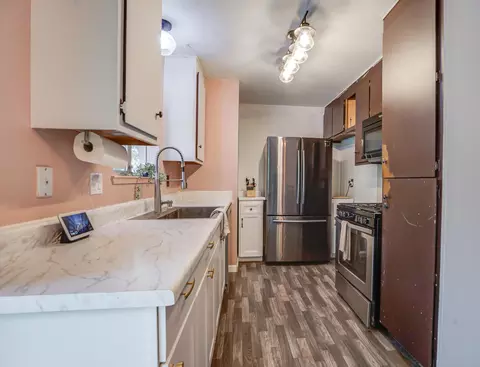 Kitchen - 2575 Lupine St, Anderson, CA 96007 photo 1 of 4