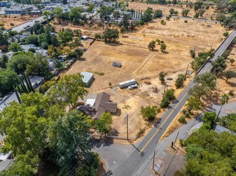 View/Area - 5 Gurnsey Ave, Red Bluff, CA 96080 photo 6 of 6