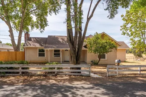 5 Gurnsey Ave, Red Bluff, CA 96080