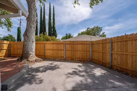 Exterior - 5 Gurnsey Ave, Red Bluff, CA 96080 photo 4 of 10