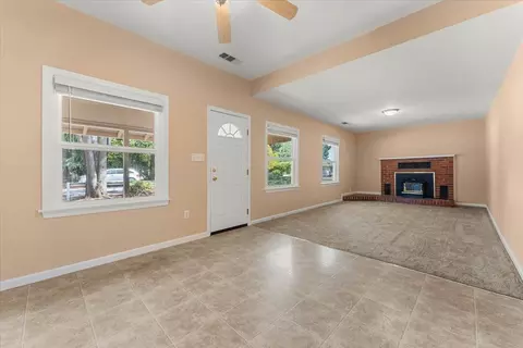 Living - 5 Gurnsey Ave, Red Bluff, CA 96080 photo 1 of 4