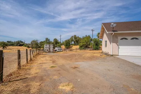 Exterior - 5 Gurnsey Ave, Red Bluff, CA 96080 photo 8 of 10