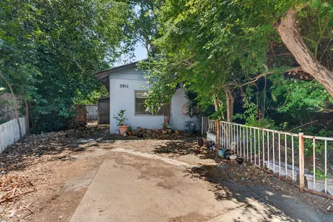 2911 Roan Ct, Anderson, CA 96007