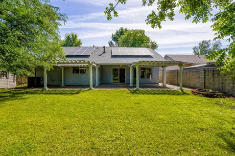 Other - 5512 Mill Pond Ln, Redding, CA 96001 photo 1 of 5
