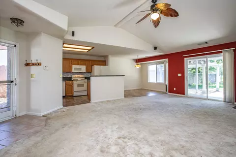 Living - 5512 Mill Pond Ln, Redding, CA 96001 photo 1 of 7