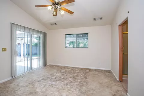 Bedroom - 5512 Mill Pond Ln, Redding, CA 96001 photo 3 of 3