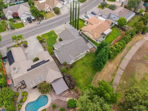 View/Area - 3953 Eagle Pkwy, Redding, CA 96001 photo 5 of 12
