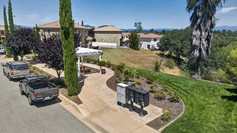 View/Area - 5556 Diamond Ridge Dr, Redding, CA 96003 photo 3 of 6
