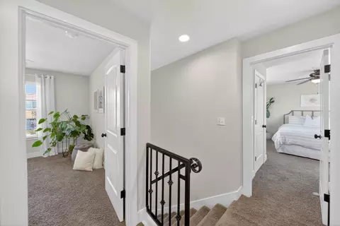 Entry Way - 5556 Diamond Ridge Dr, Redding, CA 96003 photo 2 of 2