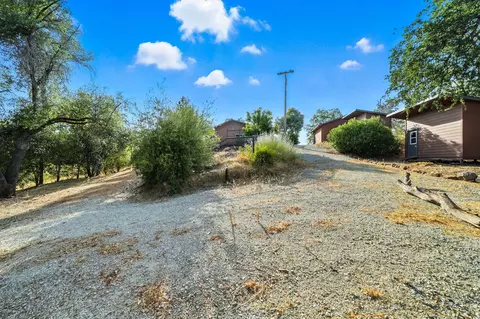Exterior - 3821 Pebble Dr, Redding, CA 96001 photo 20 of 20