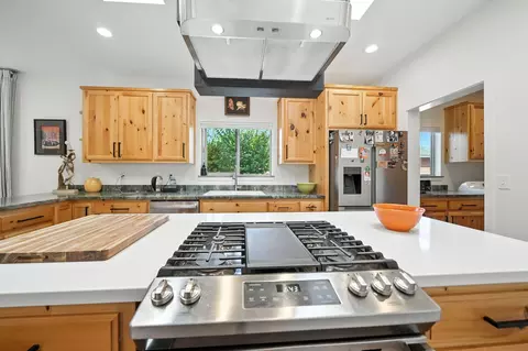 Kitchen - 3821 Pebble Dr, Redding, CA 96001 photo 6 of 6