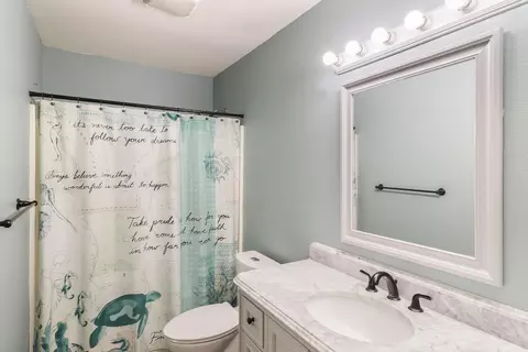 Bath - 4143 Saint Patricks Ave, Redding, CA 96003 photo 1 of 4