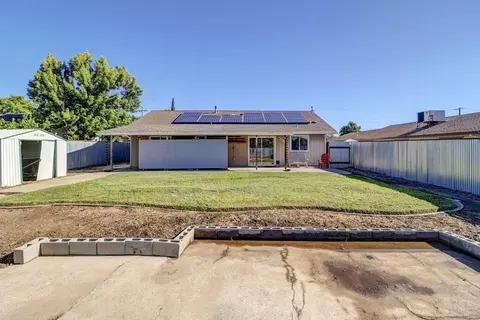 Exterior - 4143 Saint Patricks Ave, Redding, CA 96003 photo 5 of 10