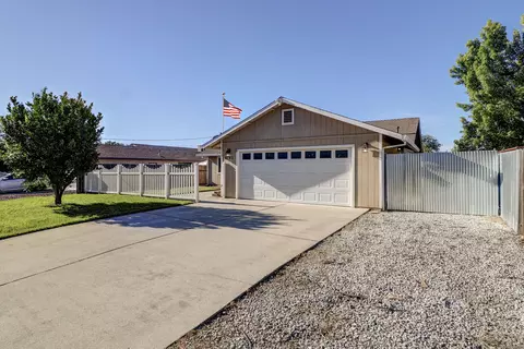 Exterior - 4143 Saint Patricks Ave, Redding, CA 96003 photo 2 of 10