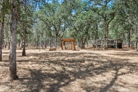 Exterior - 13180 Montecito Rd, Red Bluff, CA 96080 photo 26 of 29