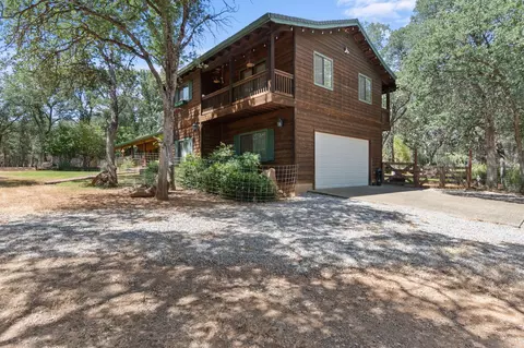 Exterior - 13180 Montecito Rd, Red Bluff, CA 96080 photo 20 of 29