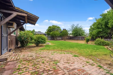 Exterior - 126 Mary Ln, Red Bluff, CA 96080 photo 6 of 7