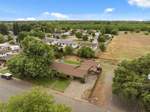 View/Area - 126 Mary Ln, Red Bluff, CA 96080 photo 2 of 8