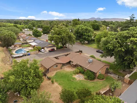 View/Area - 126 Mary Ln, Red Bluff, CA 96080 photo 7 of 8